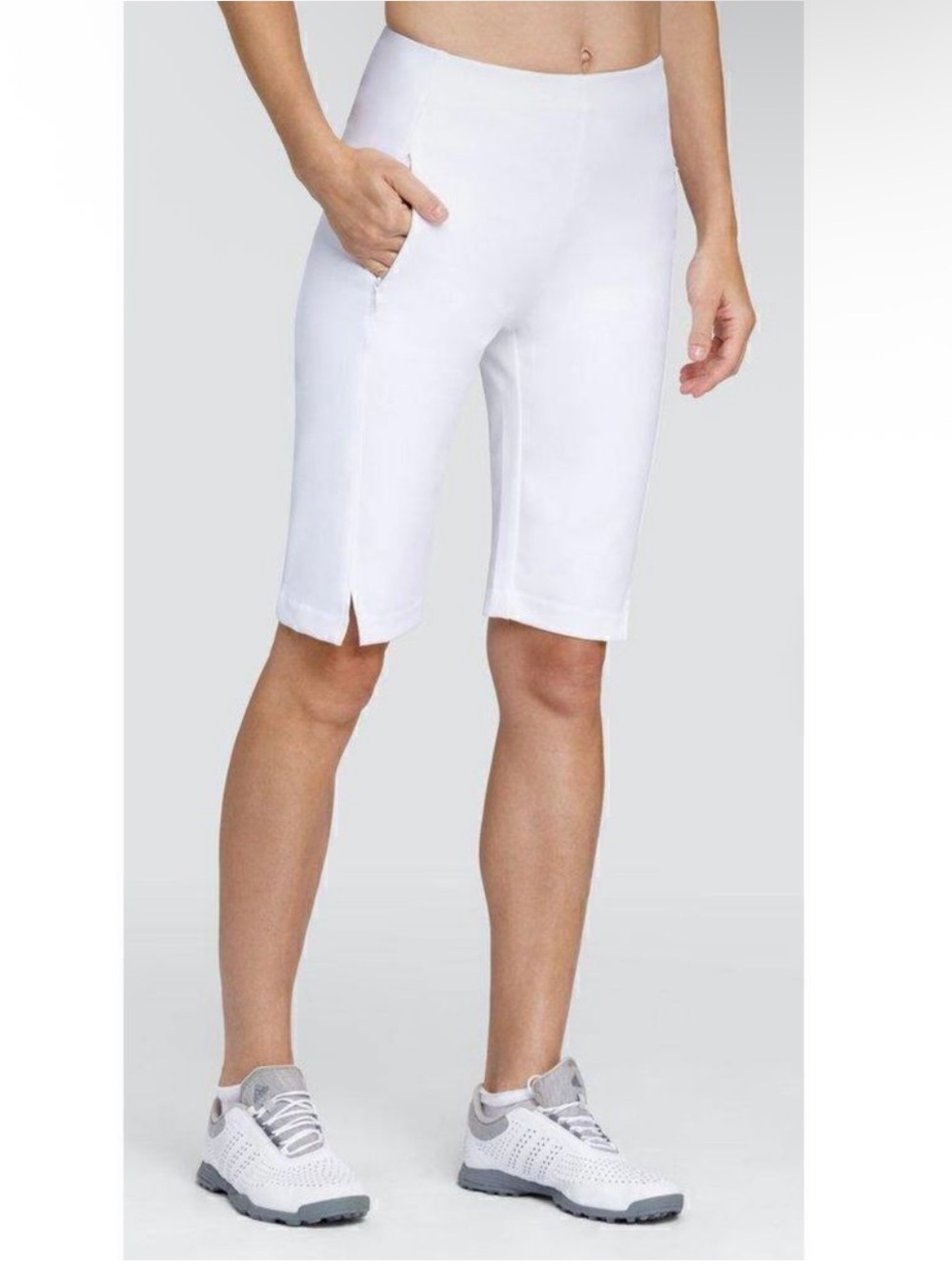 TAIL ACTIVEWEAR Allure Golf Short Chalk White UPF 50+ Size 6 New